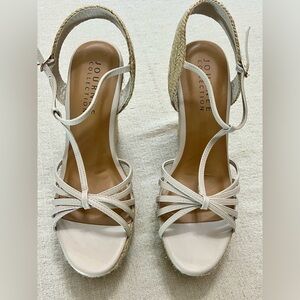 Journee Collection Yarra Stone Wedge Sandals - Size 9.5 New classy sandals